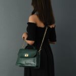 Luxury Genuine Leather Green Handbag for Women – Crocodile-Embossed Top Handle Purse with Gold Lock Closure